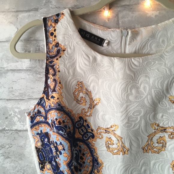 Day Dress - Picture 2 of 4